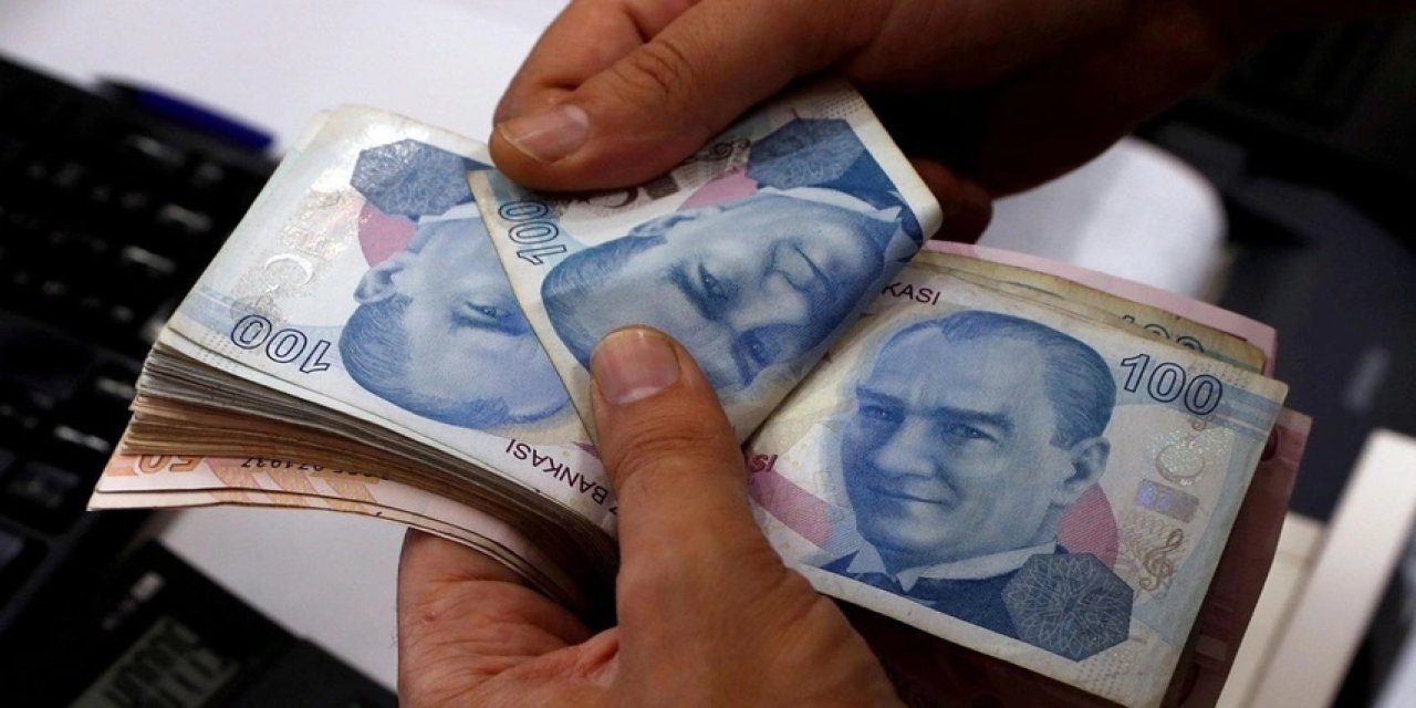 Hesaplarında ilk maaşını göremeyen EYT’liler şoke oldu! Bunu mutlaka yapmanız gerekiyor, dikkat!