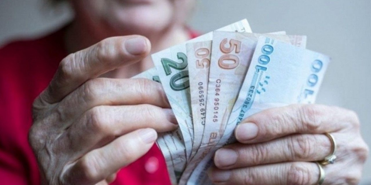 Mayıs’ta seyyanen zam müjdesi mi geliyor? Memur ve emekli zammı için o tarihe dikkat!