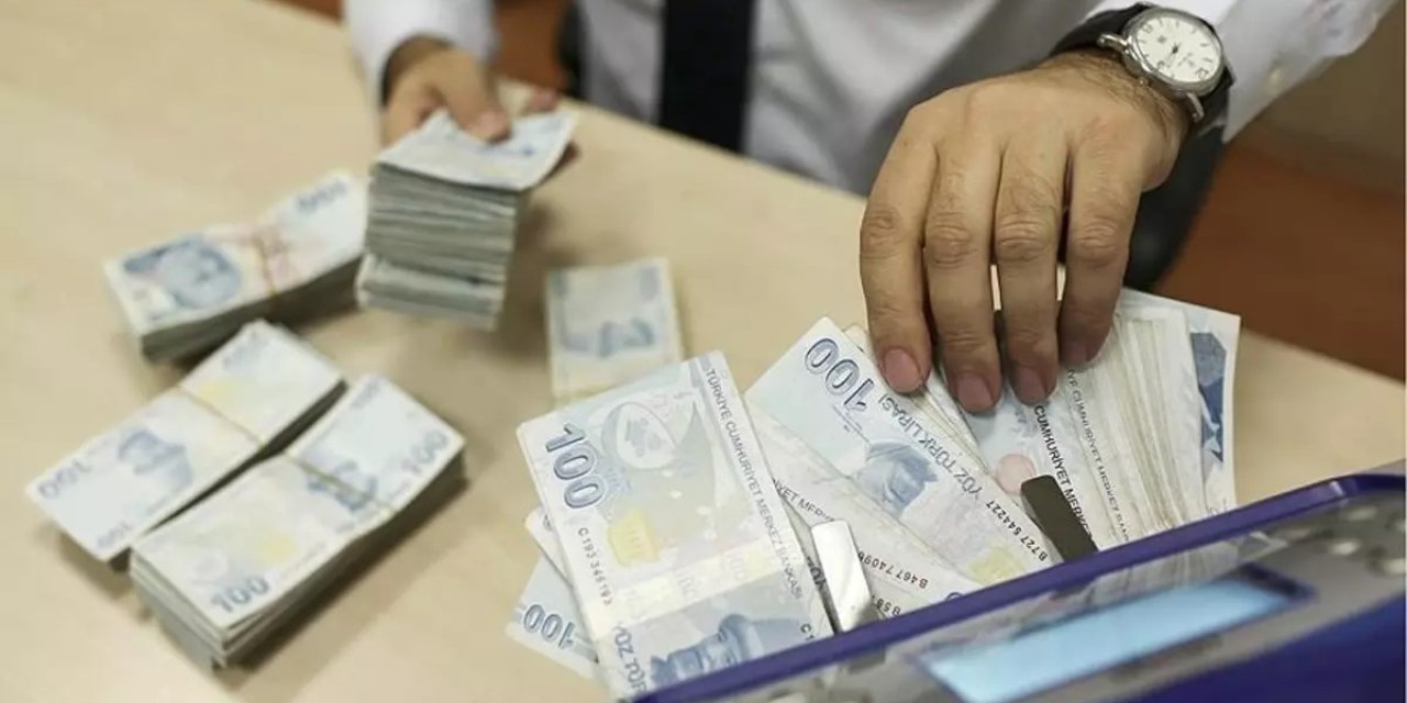 Kamu bankalarından nakit ihtiyacı olan vatandaşlara dev fırsatlar: Yüzde 0,49 faizli kredi direkt hesabınızda!