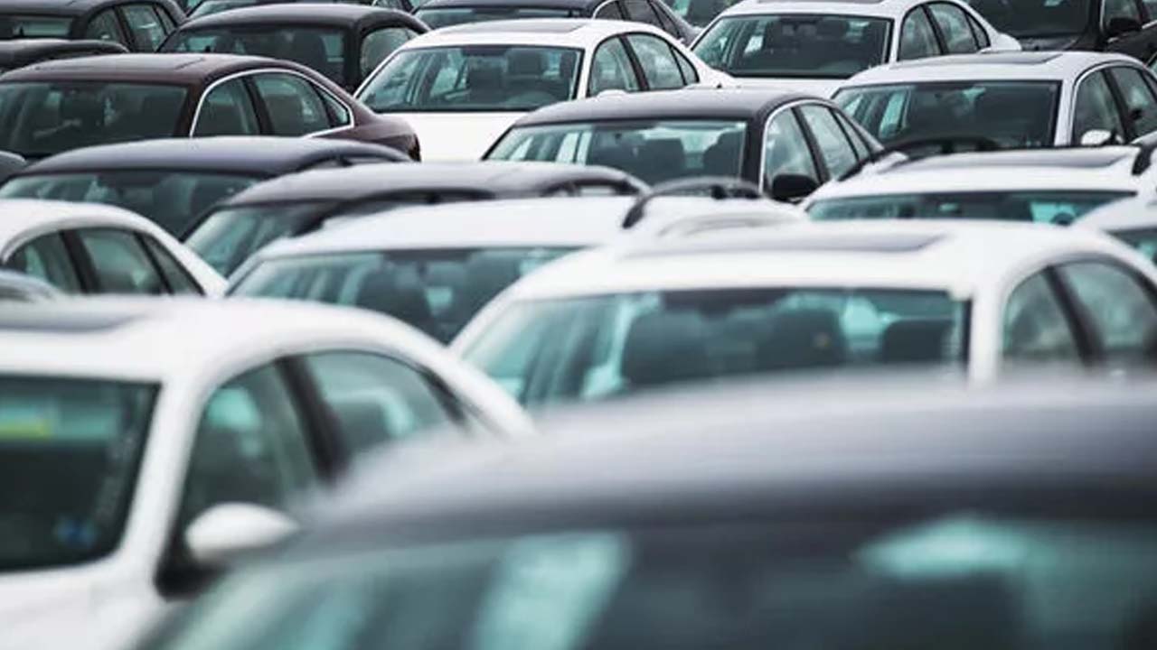 İlk arabasını almak isteyenler: Bu mesleklerde çalışan vatandaşlara binlerce liralık indirim yapılacak!