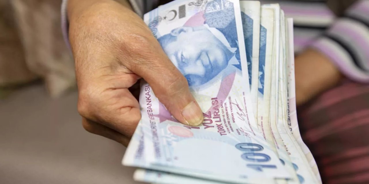 Emekli ve memur zammı için yeni oranlar ortaya çıktı: Refah payı + enflasyon oranı, tüm ihtimaller hesaplandı!