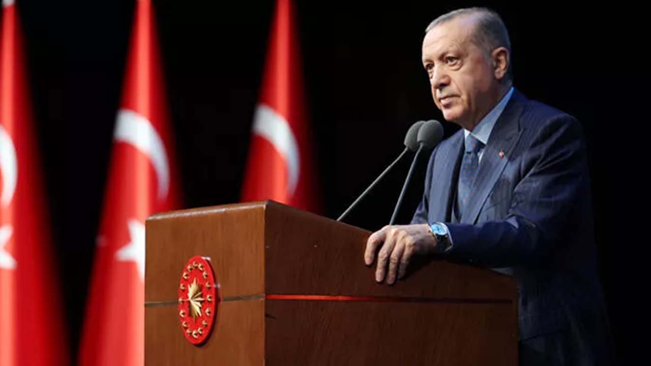 Cumhurbaşkanı Erdoğan sağlık durumu hakkında açıklama yaptı: Doktorların tavsiyesiyle…