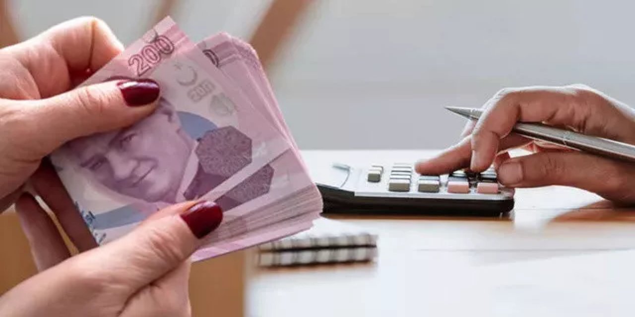 Asgari ücret zammında kritik eşiğe gelindi! En net tahmin yapıldı: “Gerçekçi olmayan oranlara itibar etmeyin!”