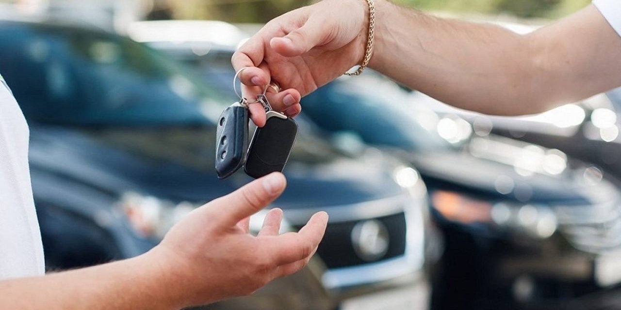 Vakıfbank eşi görülmemiş taşıt kredisini duyurdu: Krediyi şimdi al, ödemeye Eylül’de başla! Araç sahibi olmayan kalmayacak!