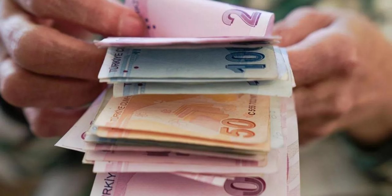 Emekli maaşını 3 gün içinde İş Bankası’na taşıyan rekor bir ödeme alacak! İş Bankası o tabloyu resmen açıkladı!