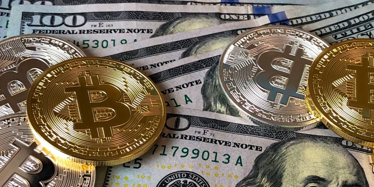 Madeni paradan Bitcoin geçişi: Bitcoin tüm para birimlerini alt üst edip kendi cumhuriyetini kurabilir mi?