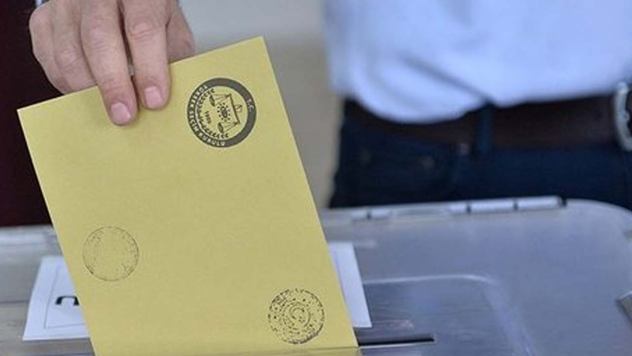 Ehliyet ile oy kullanılabilir mi? Seçime son günler kala merak ediliyordu!