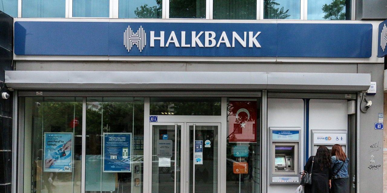 Halkbank, cumhuriyetin 100. yılına özel esnaf desteğini açıkladı: 500 bin TL ve 60 ay vade imkanından hemen yararlanın!