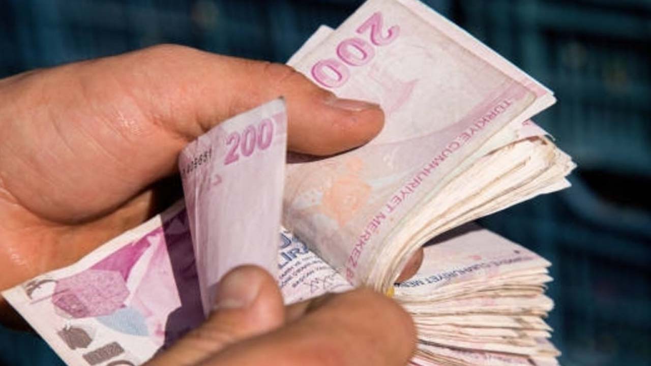 Emekli maaşı 7.500 TL- 9.999 TL arasında olanlara duyuruldu: 6 Bin 750 TL ödeme yapılacak!