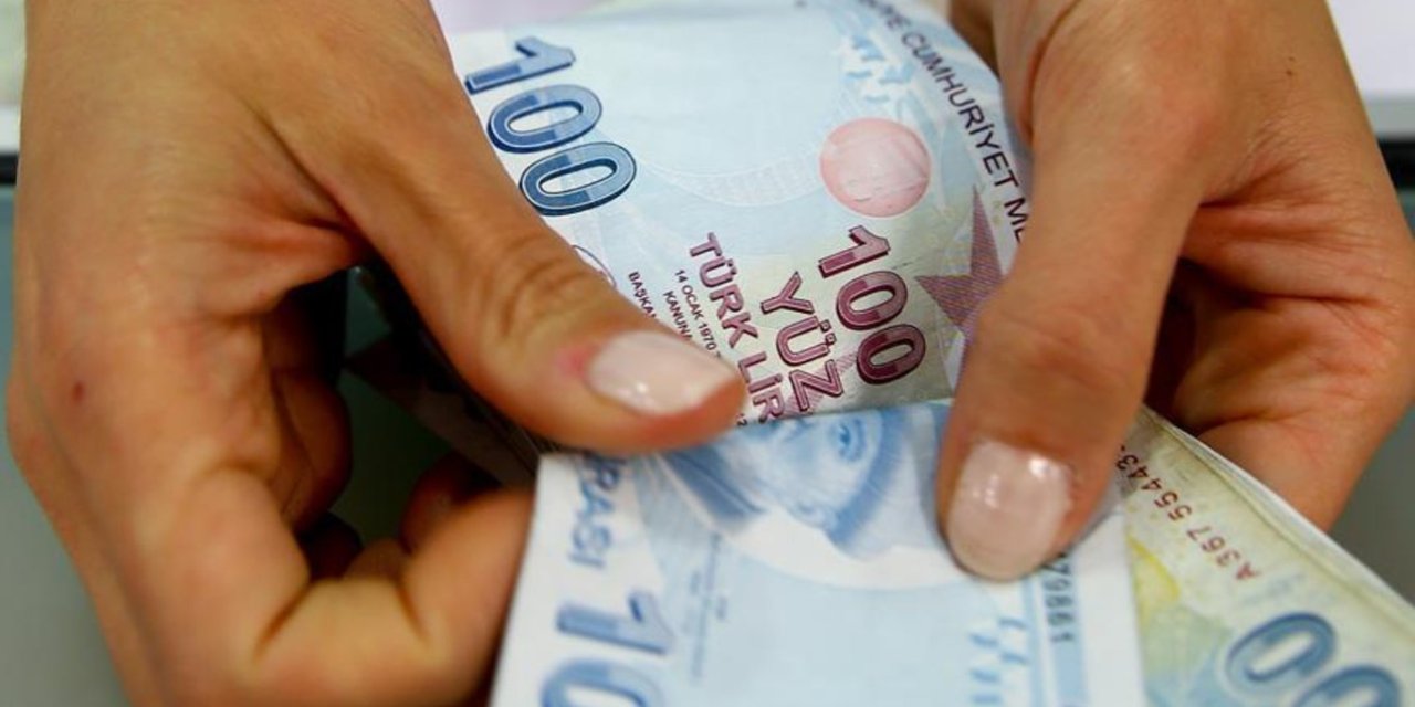 Ev hanımlarına emeklilik müjdesinde rakam netleşti: Yıllı 12 bin TL değerinde… 4.500 günü dolduran kadınlar erken emekli!