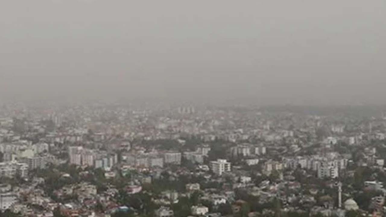 Bu bölgelerde yaşayanlar dışarı çıkmasın, pencereleri açmasın: Bugün uyarı geldi!