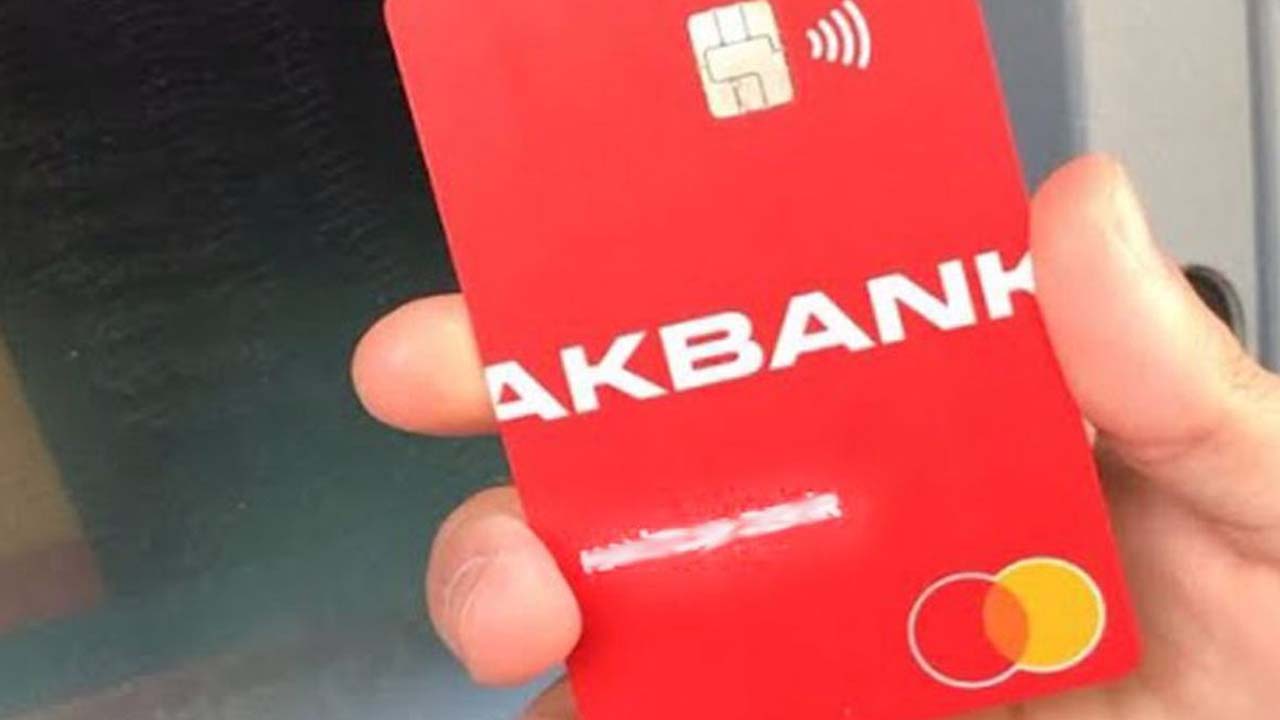 Akbank kartı olanlara 100 TL verilecek: Anneler Günü için duyurdu!
