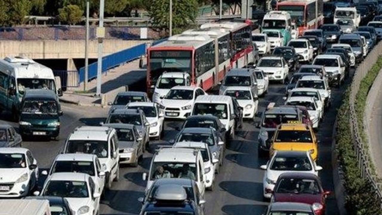 Bu gece 01:00 ve 03:00 saatleri arası için duyuruldu: İzmir’deki vatandaşlara bilgilendirme yapıldı!