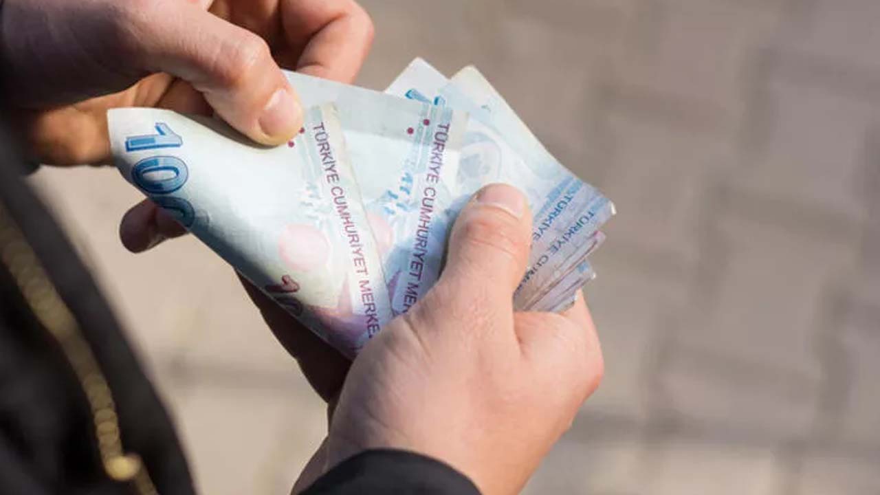 Geçtiğimiz yıl kartlara yatırılmıştı: Kurban Bayramı’nda vatandaşlara 300 lira nakit desteği!