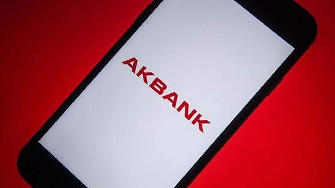 Telefonunda Akbank Mobil’i olan hemen bunu yapsın: Akbank iPhone 14 hediye edecek!