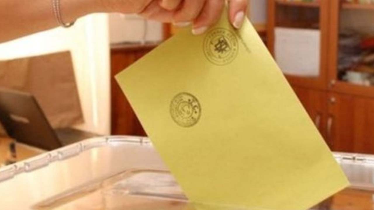 Adana’da oy kullanacak olan vatandaşlar için belediye duyuruda bulundu!