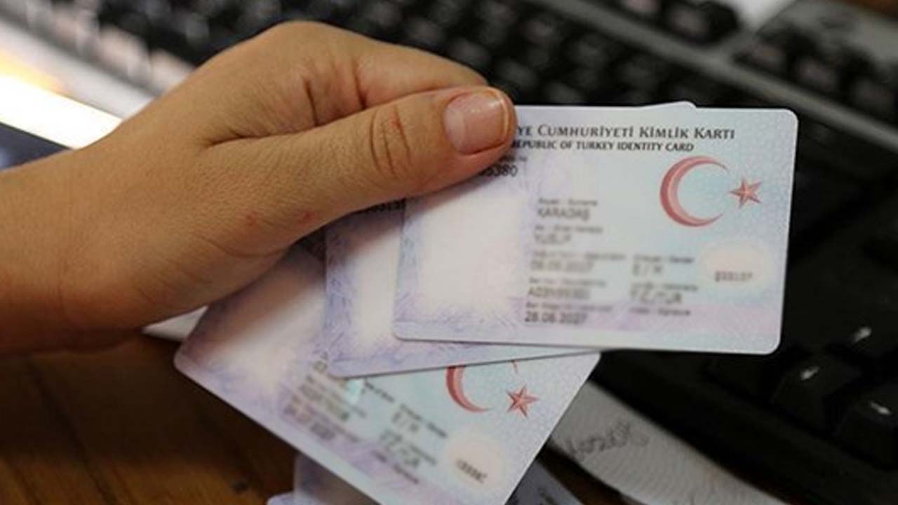 Oy kullanacak vatandaşlar için T.C. kimlik kartı duyurusu yapıldı: Bugün ve yarın…