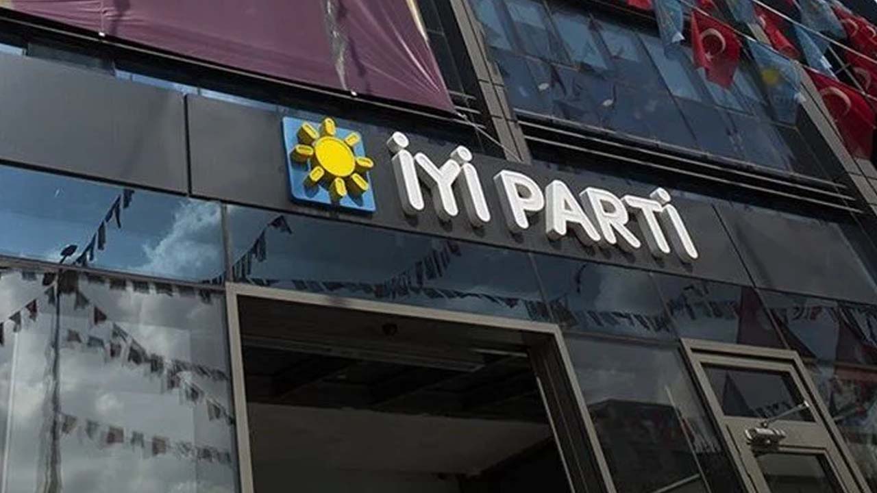 İYİ Parti'de istifa gelişmesi: Resmen açıkladı!