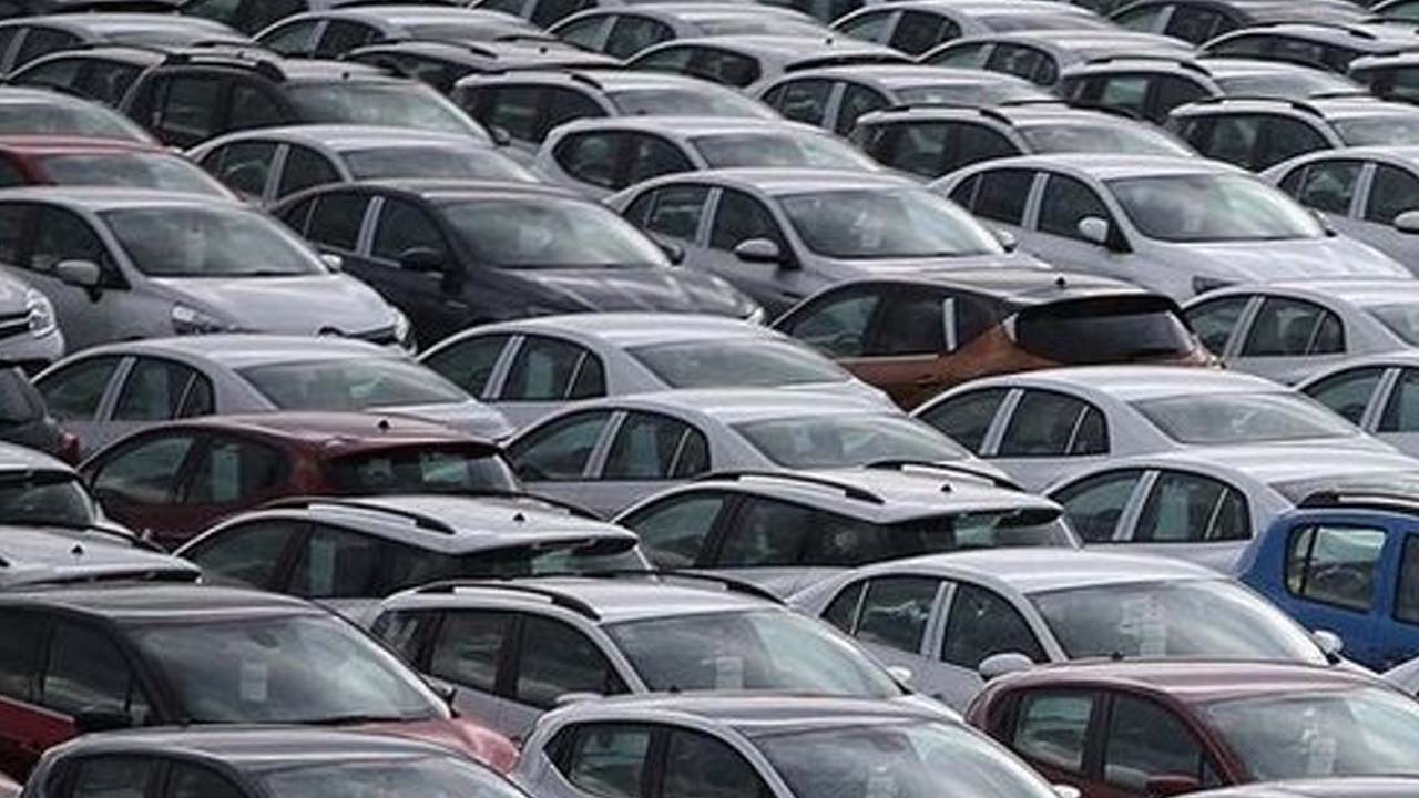 5 Yaşın altında araba satın almak isteyen vatandaşlara duyuru yapıldı: Aylık bu ödemeyi yaparak alabilirsiniz!