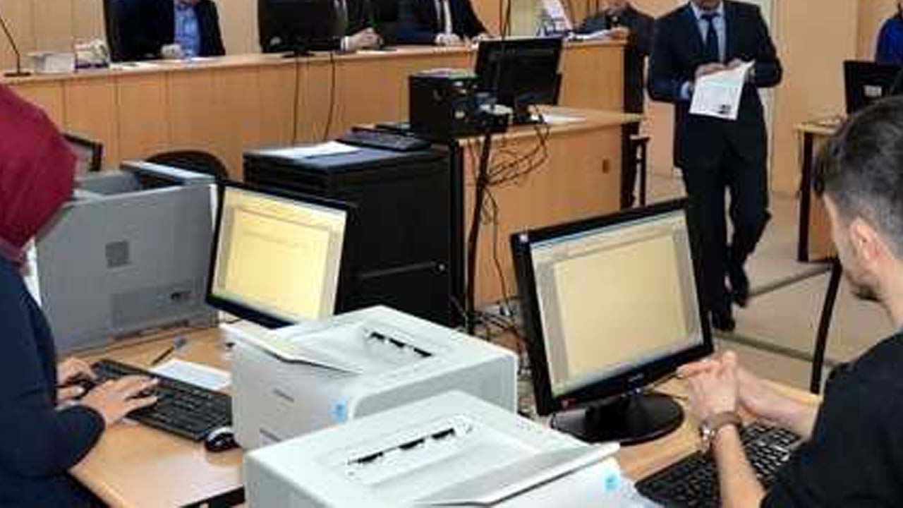 Katip olmak isteyenler: Klavye ile hızlı yazabilenler baksın, başvurular 26 Mayıs’a kadar devam edecek!