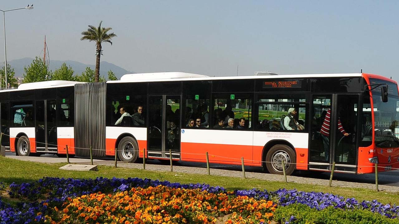 ESHOT Pazar günü için duyurdu: Otobüs kullanacak olan vatandaşlar! Eğer bu numaralı otobüslere binecekseniz…