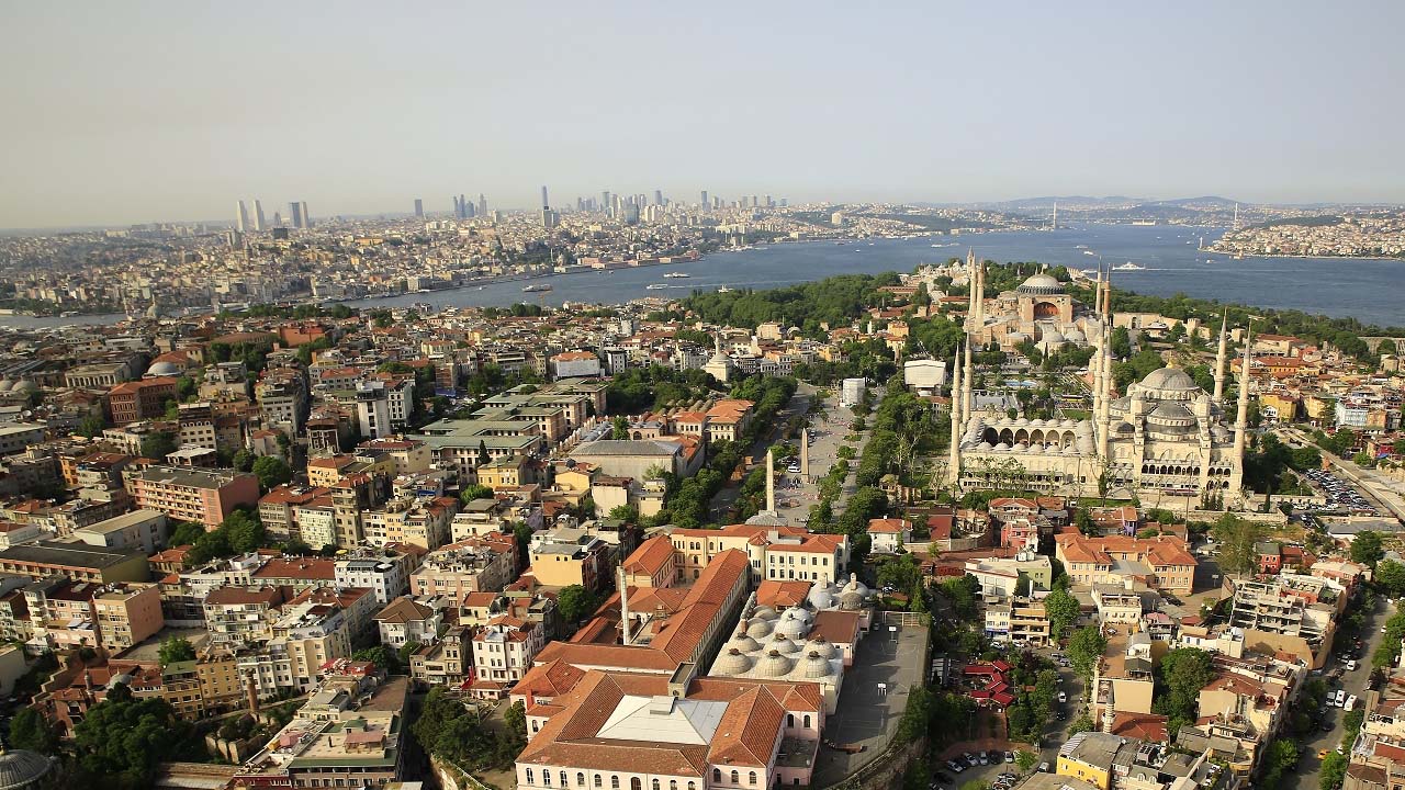 Fatih, Kadıköy, Sarıyer’de Pazar günü 07.00¬-10.00 saatleri, Şişli’de  11.30¬-14.00 saatleri arasında: İstanbul’da olanlar...