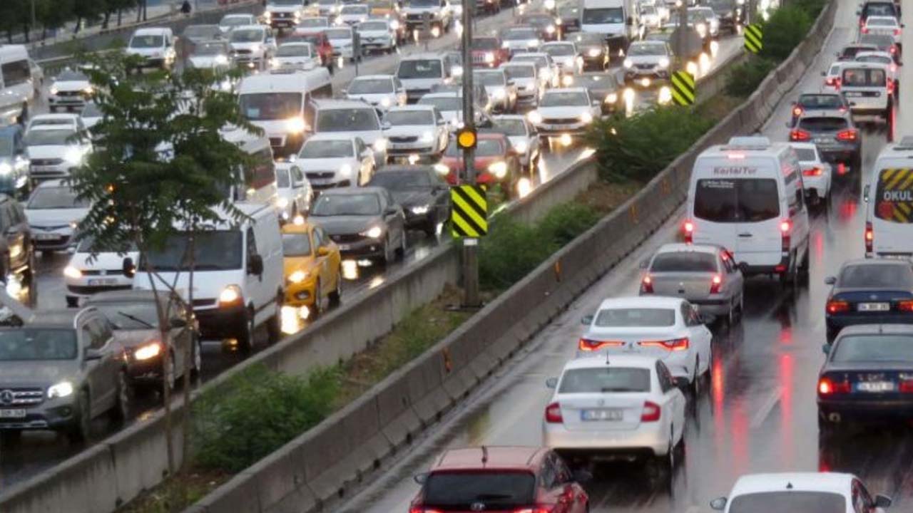 İstanbullular: Yola çıkmadan okuyun, Pazar günü bu yollar araç trafiğine kapalı olacak!