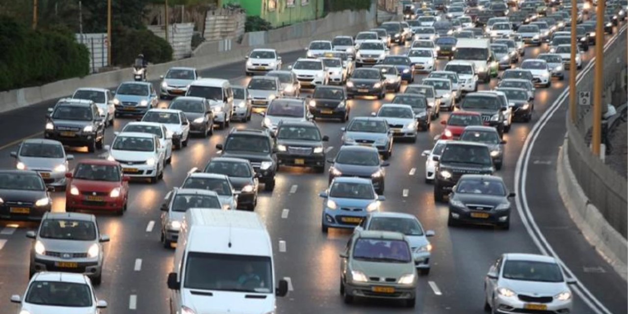 Araç sahibi milyonları ilgilendiren TRAFİK SİGORTASI kararı! Yeni döneme girilecek herkesi ilgilendiriyor...