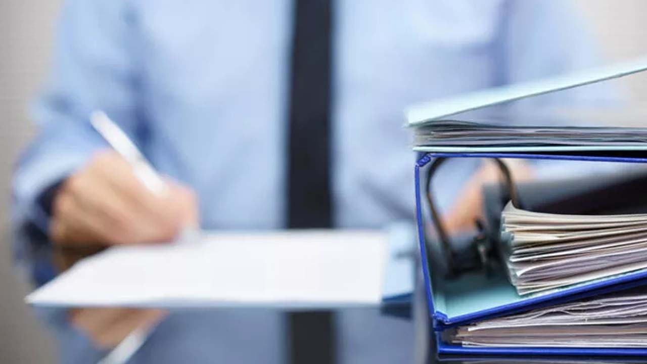 Fransa’da sınav yapılacak: Türk uyruklu sekreter alımı için e-Devlet üzerinden başvuru yapın! 41 Yaşından küçük lise mezunu…