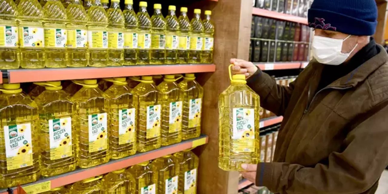 Tarım Kredi Marketlerine bugün giden indirimli alıyor! 1 Litre Ayçiçek yağı 27 TL'ye kadar düştü