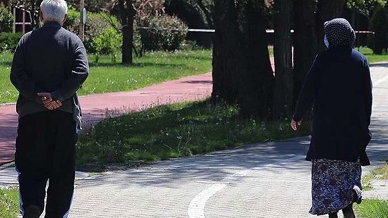 80 Yaş üstü vatandaşlar için açıklandı: İzmir, Ankara, İstanbul ve diğer tüm illerde yaşayan vatandaşları ilgilendiriyor!