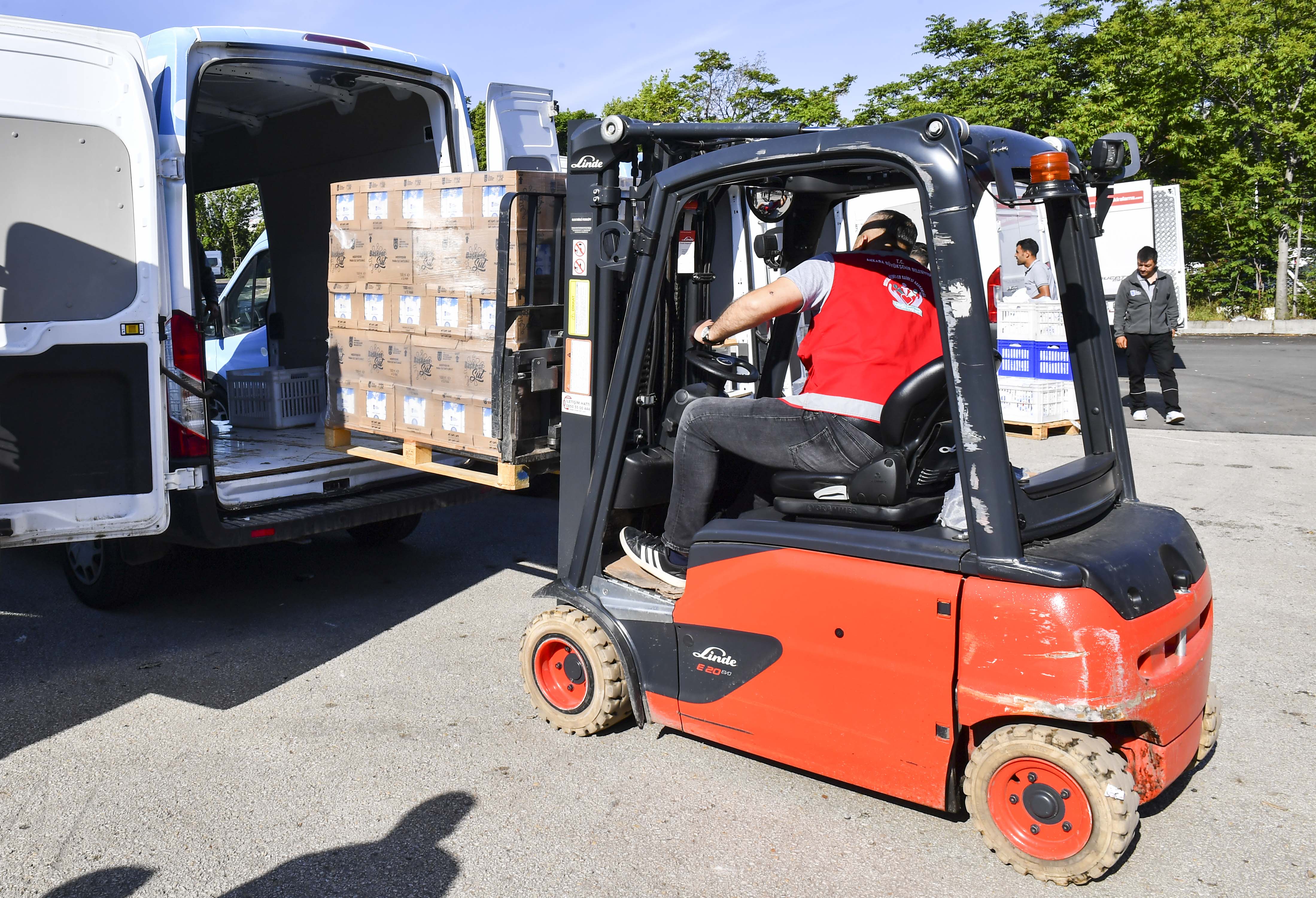 Binlerce aileye ücretsiz dağıtılıyor: Evlere teslim ediliyor, çocuğu olanlar…