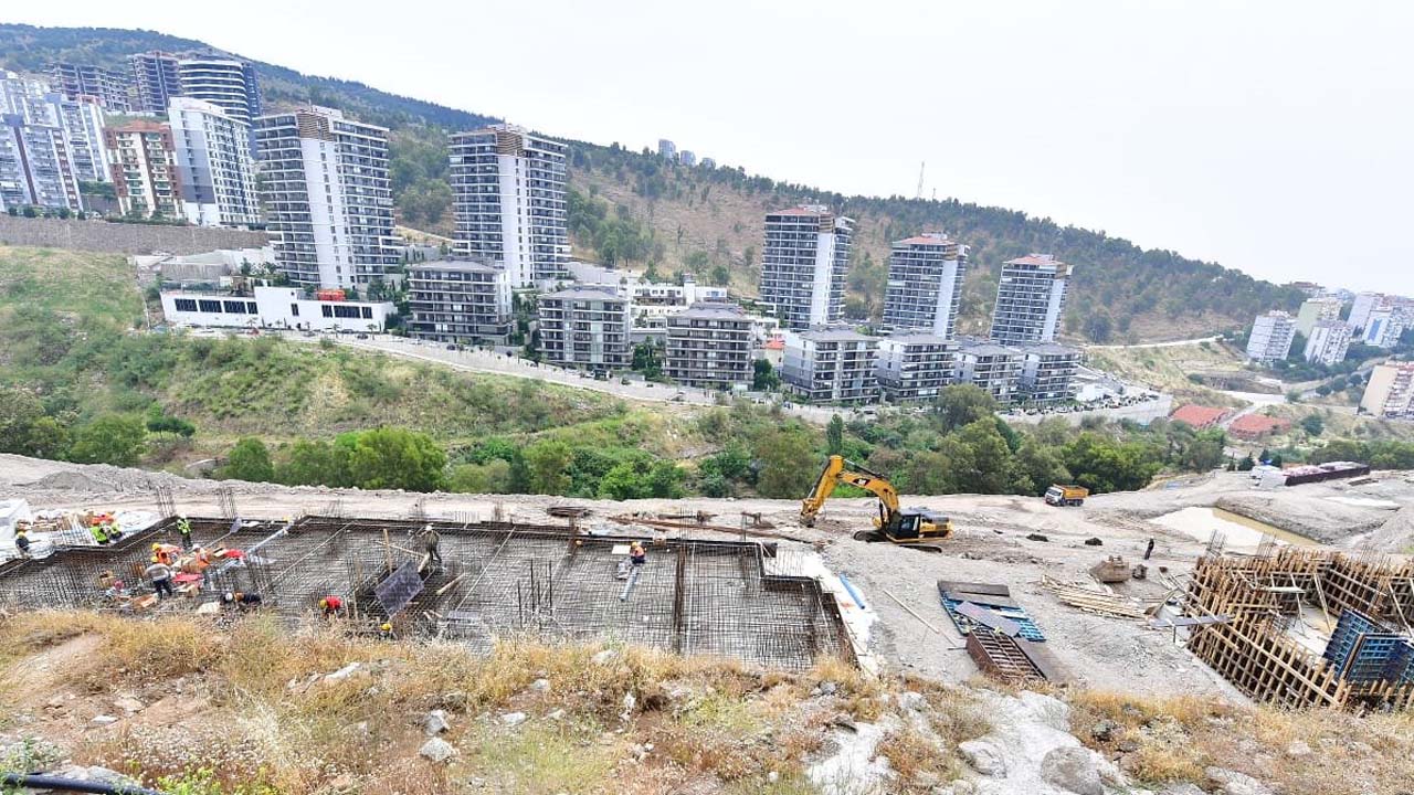 İzmir’de dar gelirli aileler için konutlar yapılıyor: Çok uygun fiyata ev sahibi olacaklar!