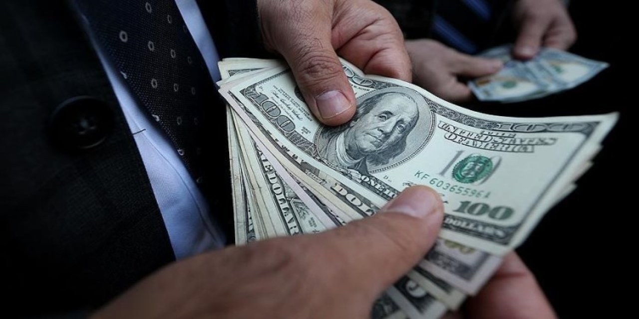 Dolar tarihi rekorunda 23 TL seviyesinde durdu! TL tarihi değer kaybını yaşıyor! 9 Haziran piyasalarda son durum!