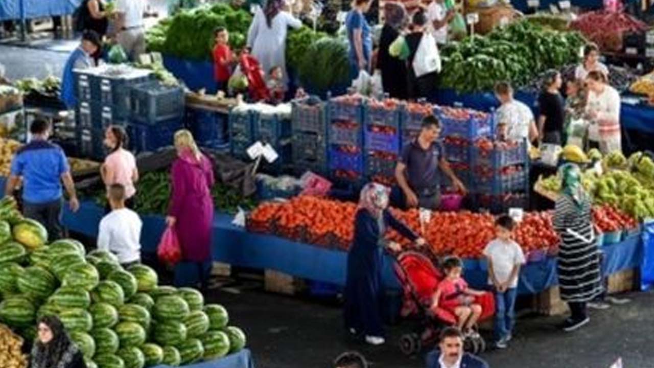 Bayramda pazardan sebze-meyve alacak olan İzmirliler: Boşuna gitmeyin, çünkü…
