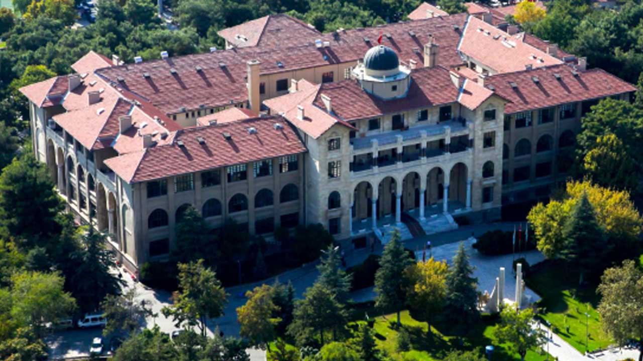 Gazi Üniversitesi büro memuru alımı yapacak: 18 Yaşından büyük, 30 yaşından küçük olanlar başvurabilir!