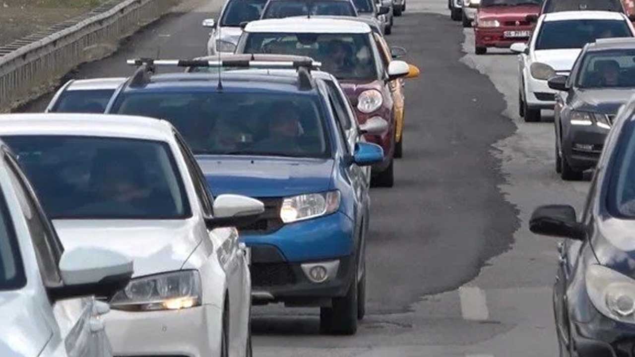 02.00-23.45 saatleri arasında bu ödemeyi yapmanız gerekiyor: B sınıfı ehliyeti bulunan binlerce vatandaş için duyuruldu!