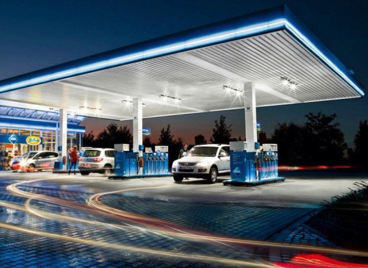 Benzine gelen 2 TL 11 Kuruşluk zam sonrası tabelalar yenilendi! İstanbul, İzmir ve Ankara'da Benzin 26 TL'yi aştı, Motorin ise..