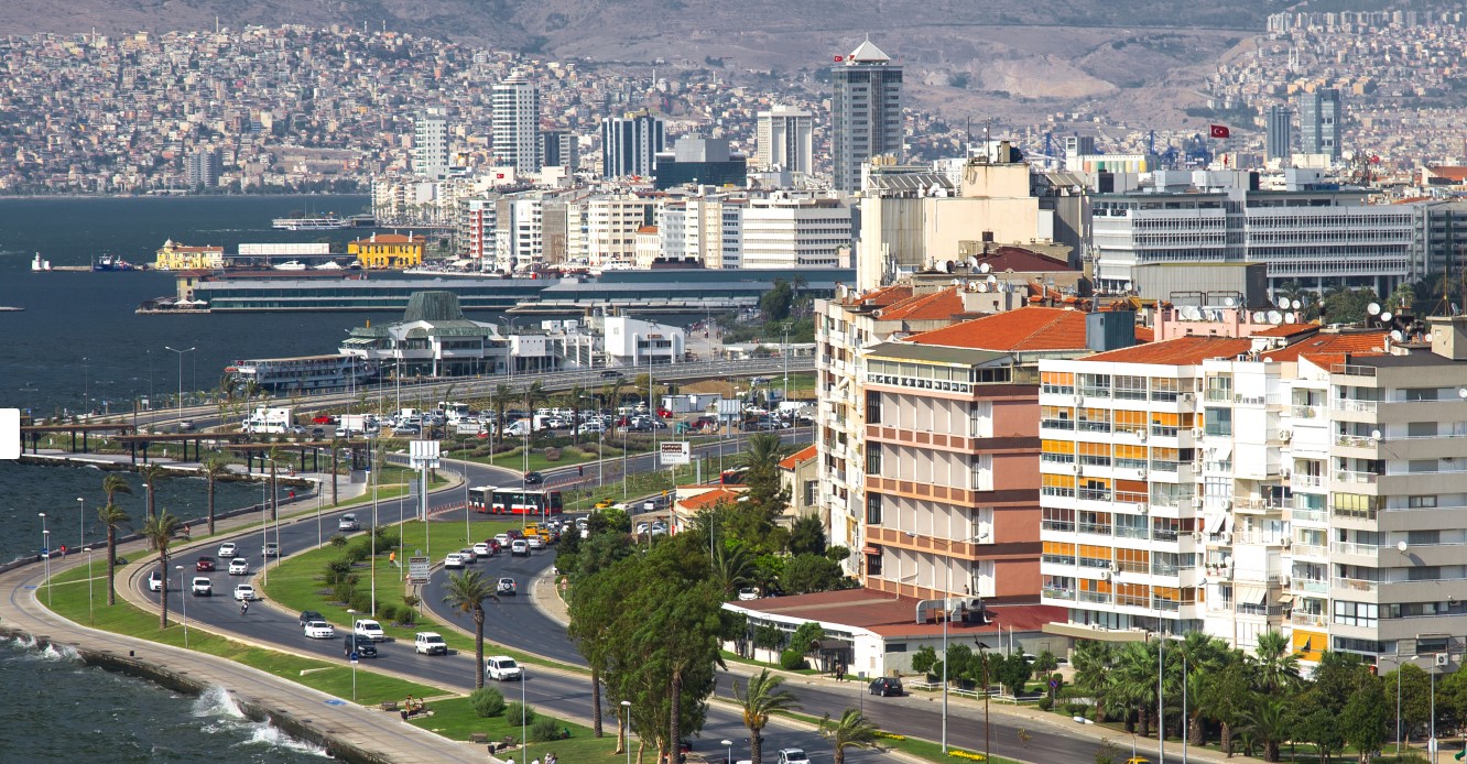 İzmir’deki vatandaşlara duyuruldu: Cumartesi günü 11.00-13.30 saatleri arasında…