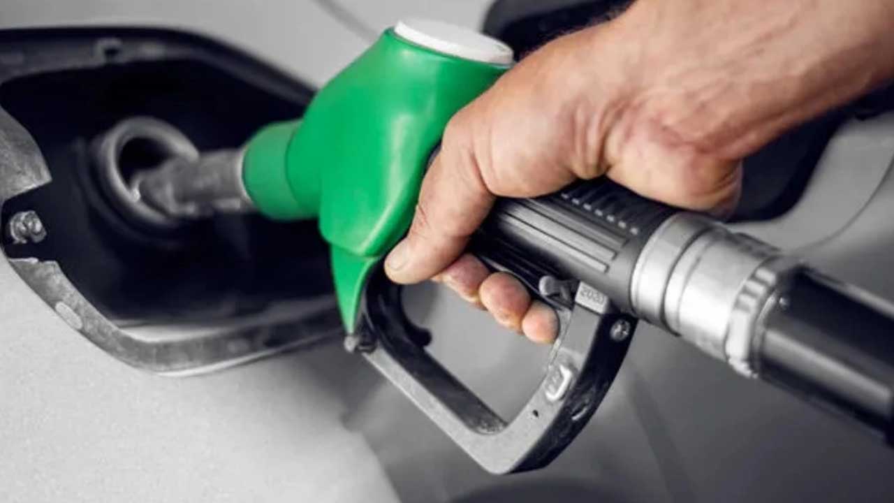 00.00’ı beklemeyin: Motorine zam geliyor!