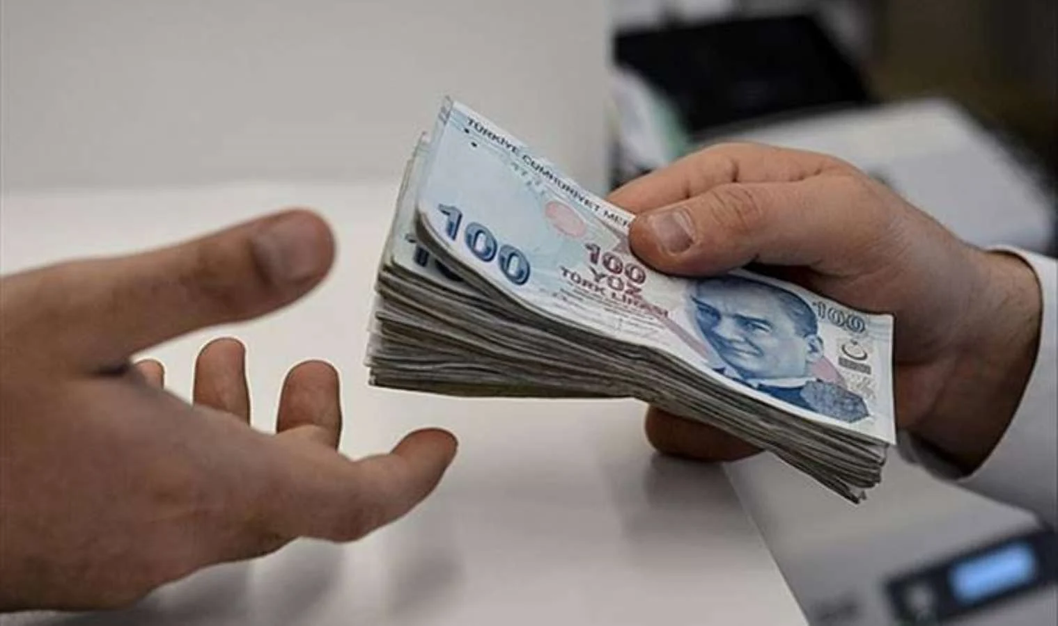 Yeni MAAŞLAR Tek Tek açıklandı: Öğretmen 26.654 TL, Hemşire 26.440 TL, Memur 22.938 TL, Polis 29.525 TL, Mühendis, Avukat ve....