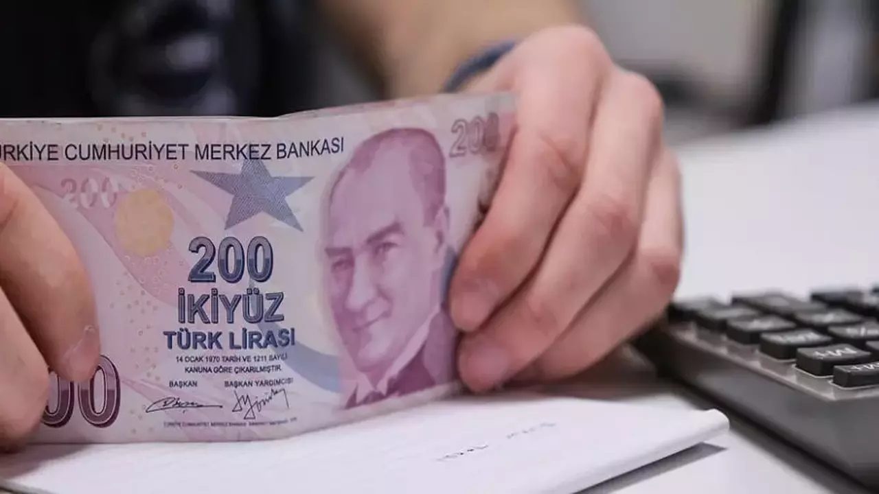 Memurlara yüzde 17,55 zam yapıldı!