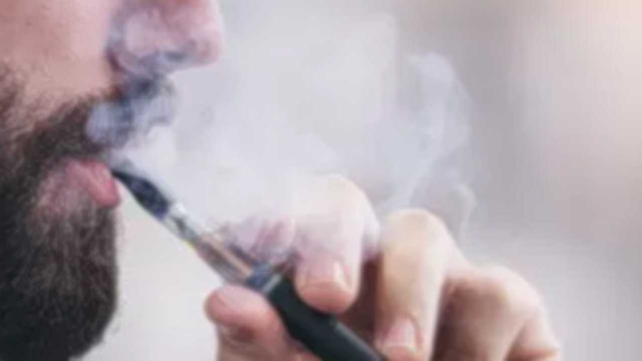 Elektronik sigara için yasak çağrısı yapıldı! Flaş açıklama!