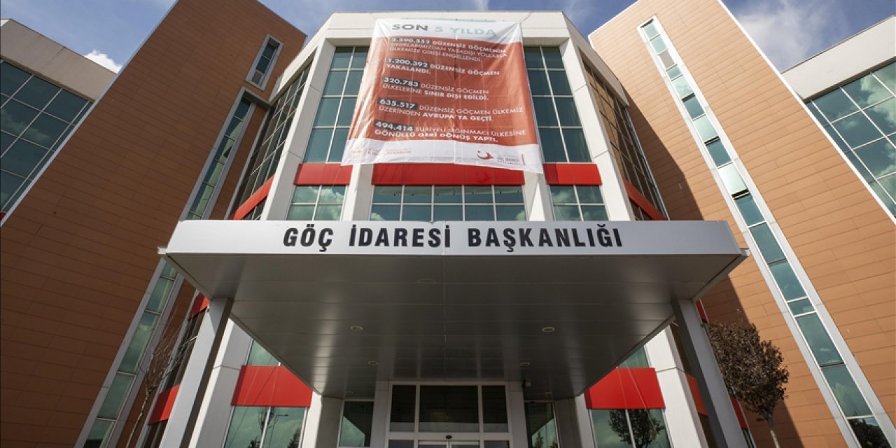 Göç İdaresi Başkanlığından açıklama! İstanbul’da 20 ilçe yabancıların ikametine kapatıldı!