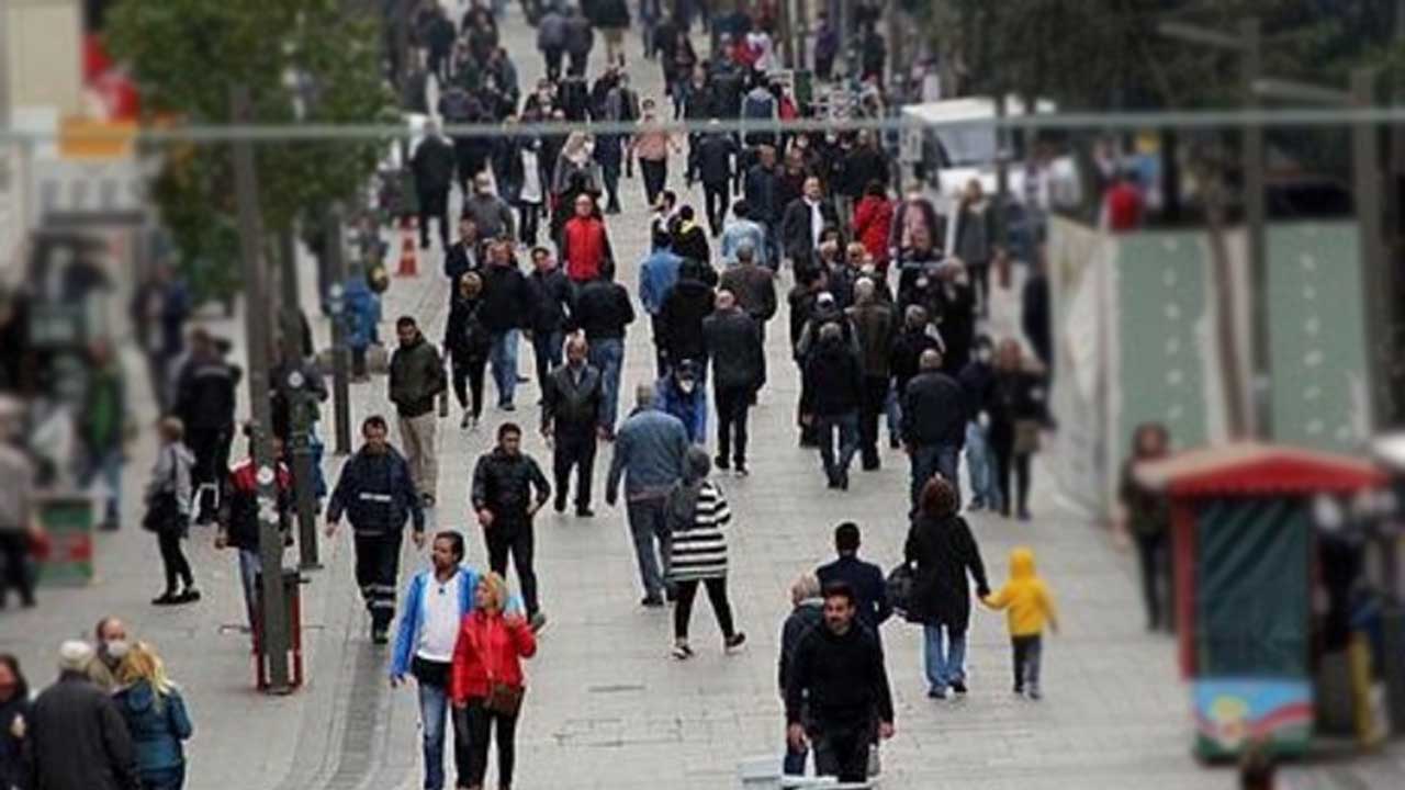 4 Yaşından küçük çocuklar ve 65 yaş üstü vatandaşlar: Sağlık Bakanlığı duyuruda bulundu!