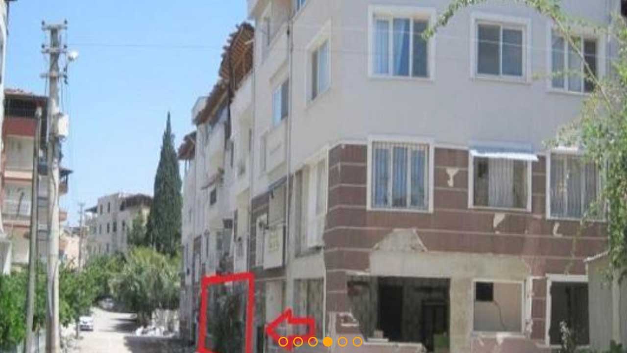 İş Bankası hafif deprem hasarlı evi satışa sundu: Fiyatı açıklandı!