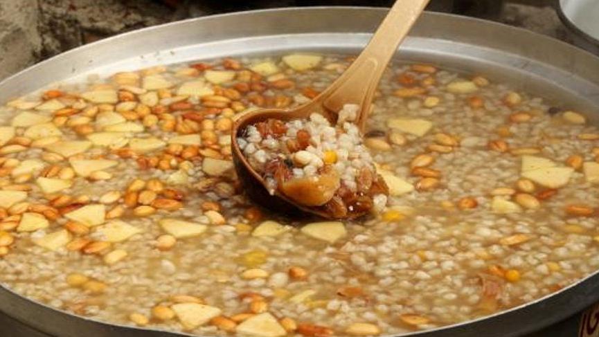 Aşure kazanı da ZAMLANDI! 12 kaselik aşure yapmanın maliyeti en ucuz 242.65 TL oldu