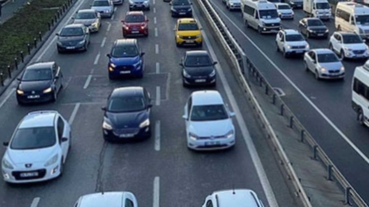 3 Yıldan eski olan tüm araçların sahibini ilgilendiriyor: Antalya, İzmir, Ankara ve diğer illerdeki arabası olanlar...