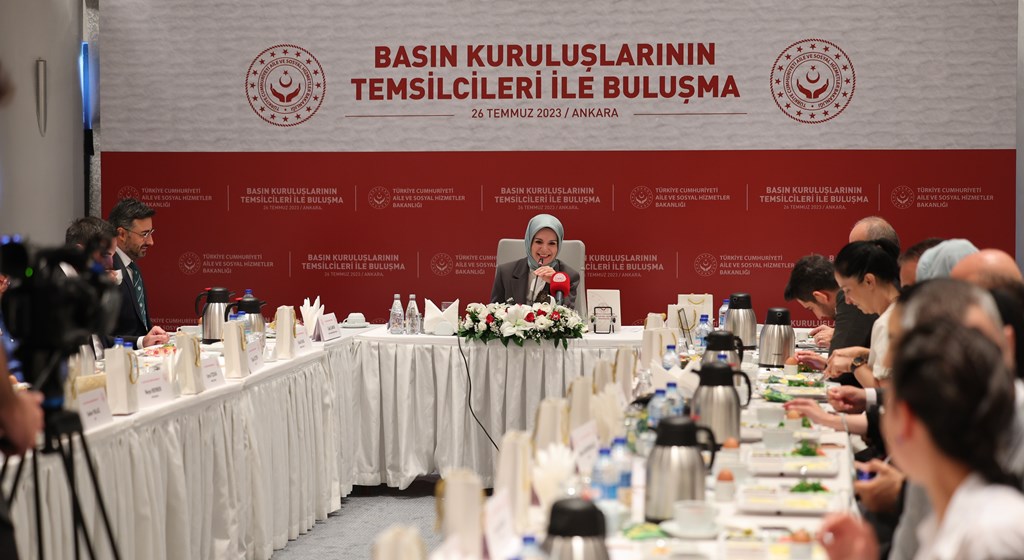 Aile Bazlı Vatandaşlık Maaşı Programı Başlıyor! Bakan Göktaş Detaylarını Açıkladı