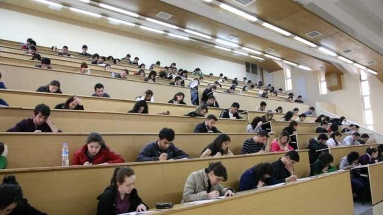 Açıköğretim Fakülteleri için başvuru ve kayıt duyurusu yapıldı: 1 Ağustos tarihinde başlıyor!